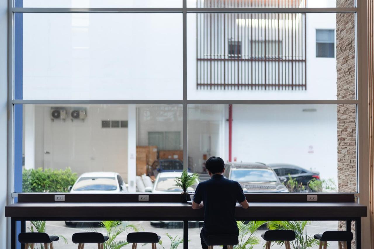 Kokotel Bangkok Dheva Thonglor Zewnętrze zdjęcie