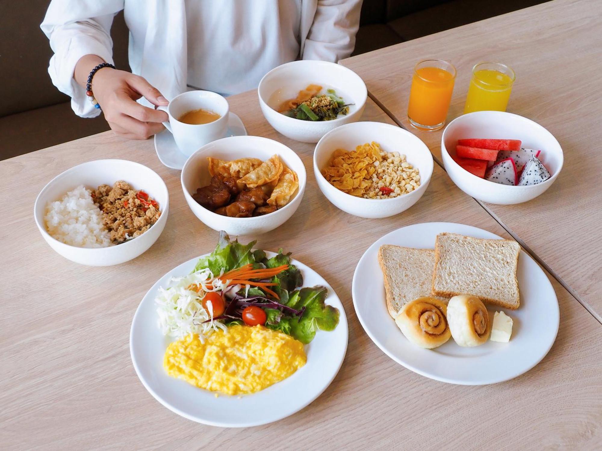 Kokotel Bangkok Dheva Thonglor Zewnętrze zdjęcie